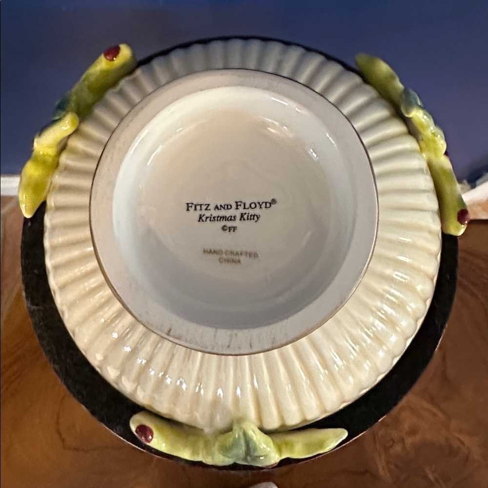 Fitz and Floyd "Kristmas Kitty" Holiday Lidded Trinket Box or Candy Bowl 6” - Picture 5 of 6